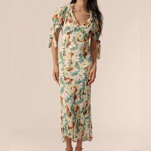 Short sleeve V neck slip midi dress